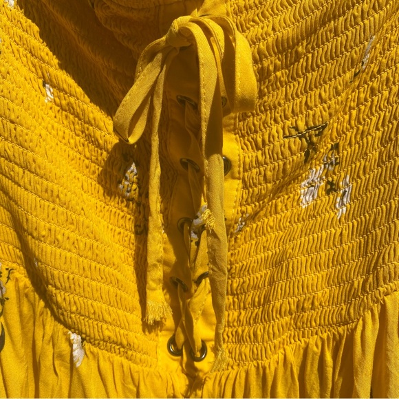 Torrid Challis Off The Shoulder Smocked Babydoll Top Yellow Womens Plus Size 2X - Picture 7 of 10